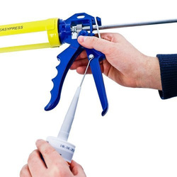 Wzmocniony wyciskacz do mas silikonowych S&R 225 mm; 310 ml; stosunek nacisku 12:1